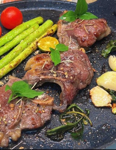 Click to view full screen NZ Butterfly Lamb Chops 2.5KG photo review