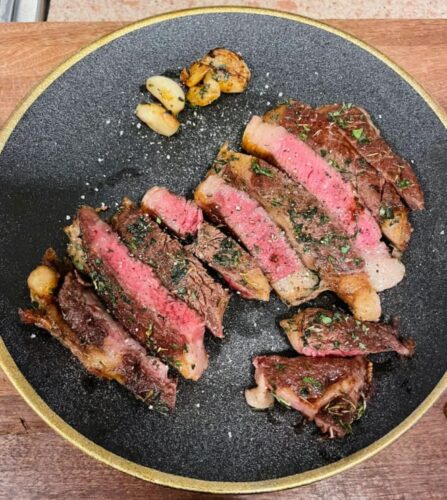 Click to view full screen Australian Grain-Fed Chuck Steak 2KG photo review